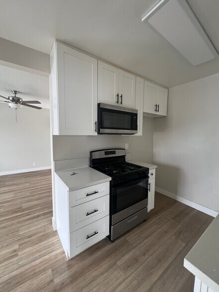 Building Photo - 10761 Palma Vista Ave