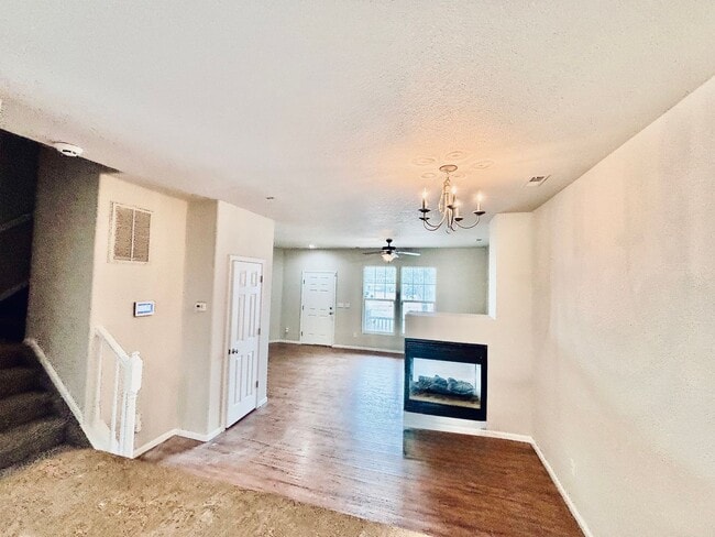 Building Photo - Shannara Grove townhome for rent!