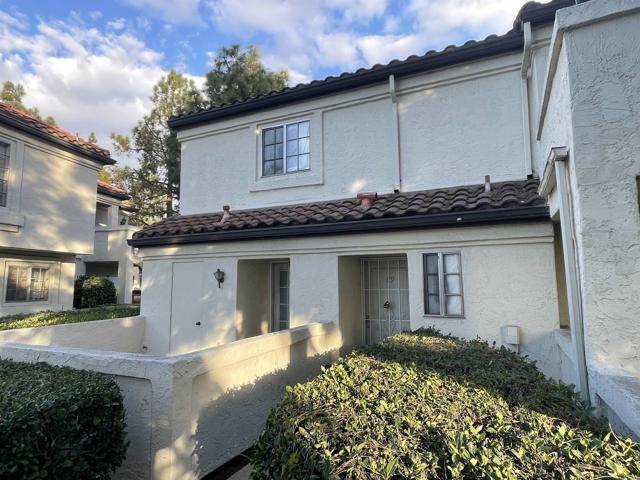 Building Photo - 740 Eastshore Terrace