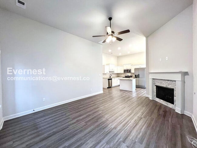 Building Photo - 8616 Hayes Dr