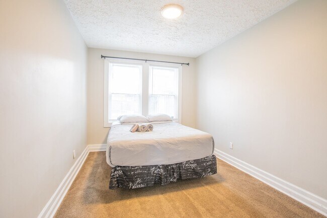 Building Photo - Cozy 1 BR/1 BA Apartment in Congress Heights!