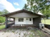 Building Photo - 624 E South St
