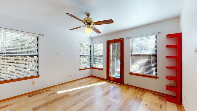 Building Photo - 11 Sand Piper Pl