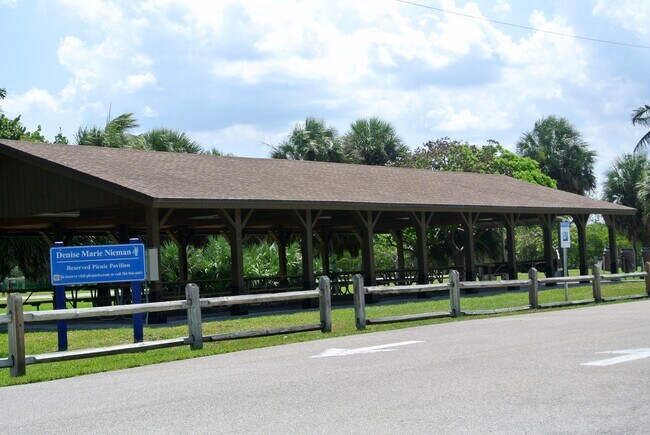 Building Photo - 121 Ocean Cove Dr