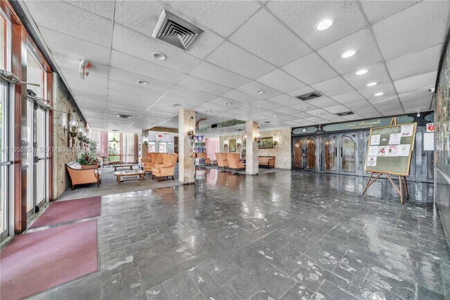 Building Photo - 3030 Marcos Dr