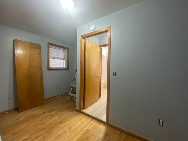 Building Photo - 468 Avenue A