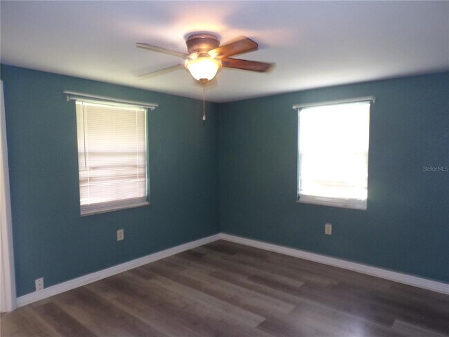 Building Photo - 30109 Elm Rd