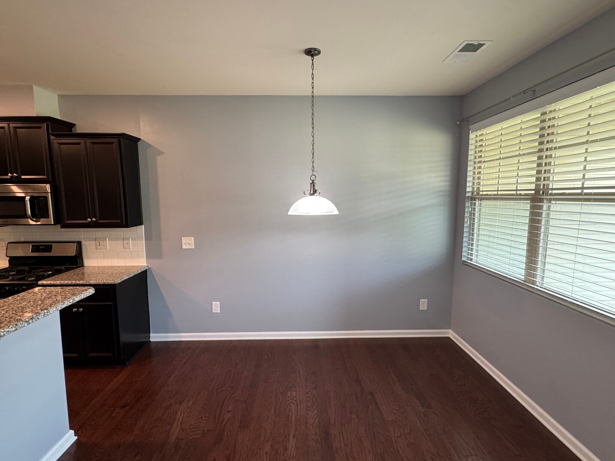 Building Photo - 4011 Black Walnut Way