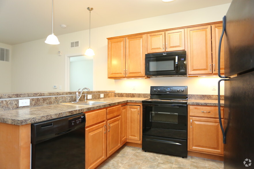 Spacious Kitchens - Glenbrook East