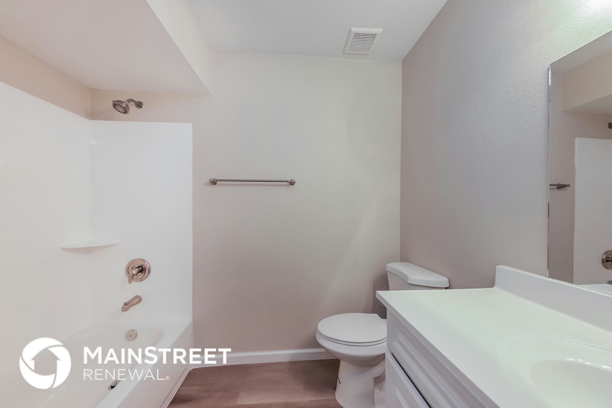 Building Photo - 4322 E Saint Catherine Ave