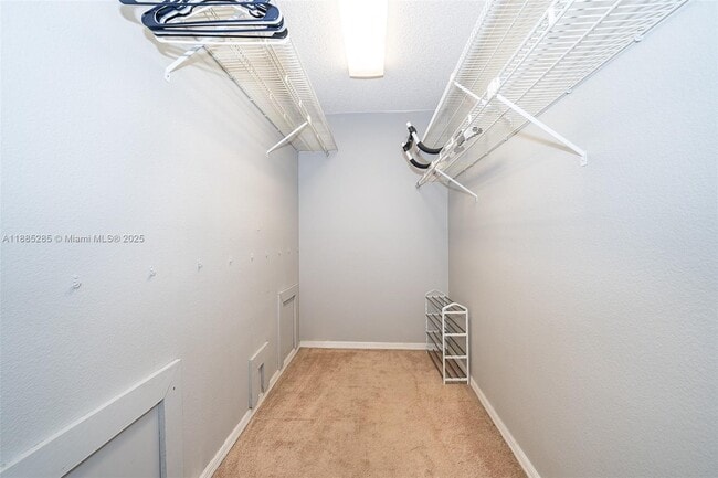 Building Photo - 1306 Vine St