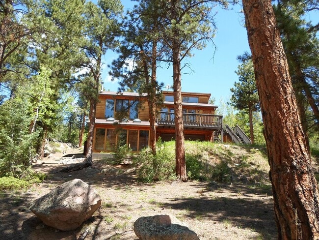 Building Photo - 12345 Bear Haven Rd