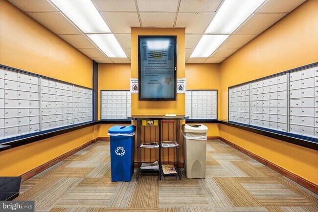 Building Photo - 2601 Pennsylvania Ave