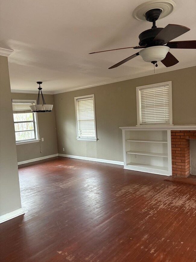 Building Photo - Great North Shreveport Home