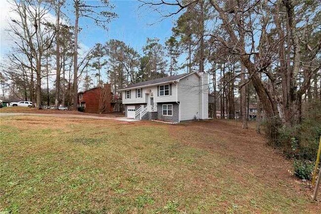 Building Photo - Fantastic 4bd/2ba home! Let yourself in!