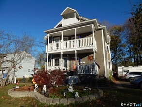 Building Photo - 91 Holden St