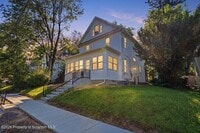 Building Photo - 413 Powell Ave