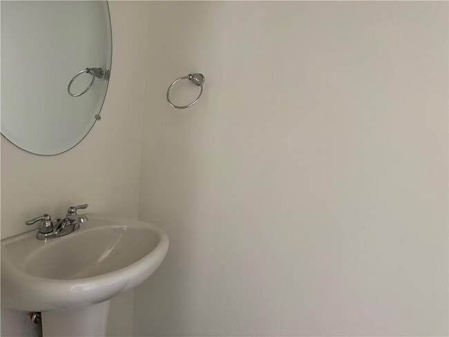 Building Photo - 1051 Paddington Dr