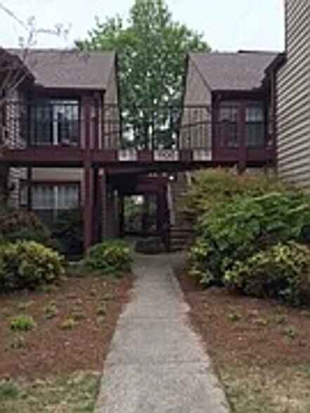Building Photo - 1112 Sandy Ln Dr