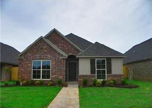 Front Elevation - 3110 Southwest Warberry Avenue
