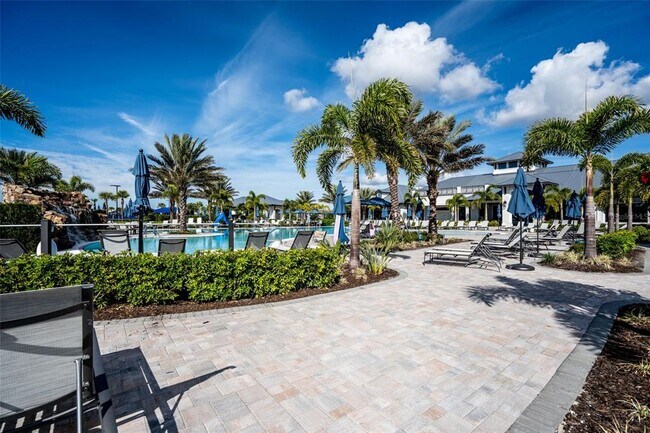 Building Photo - 6341 Winding Pne Dr