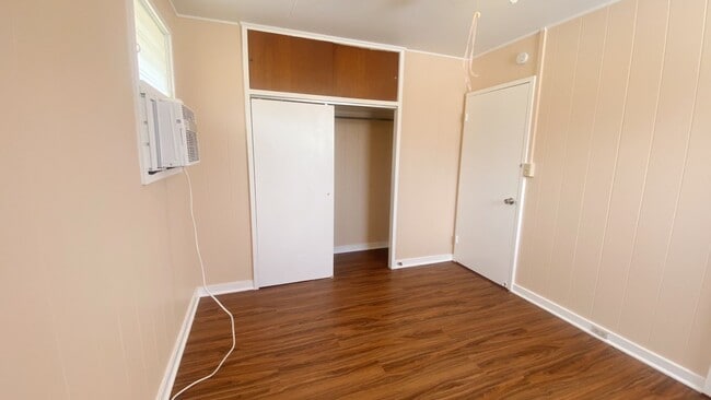 Building Photo - 1347 Palolo Ave