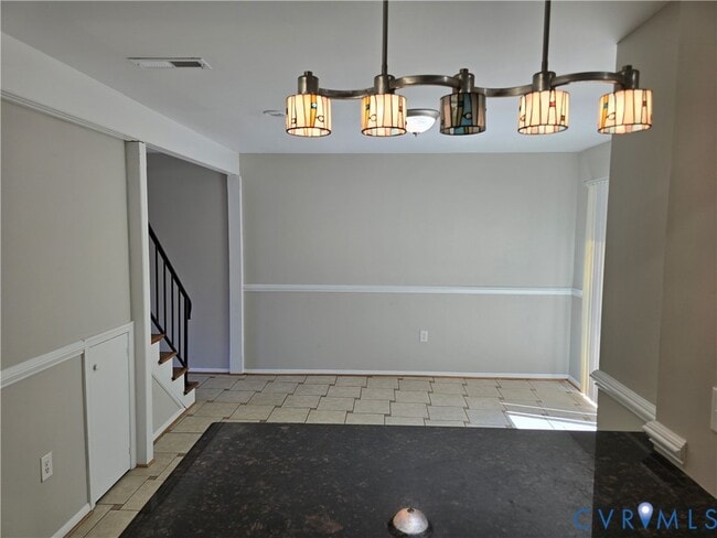 Building Photo - 757 Pleasant St