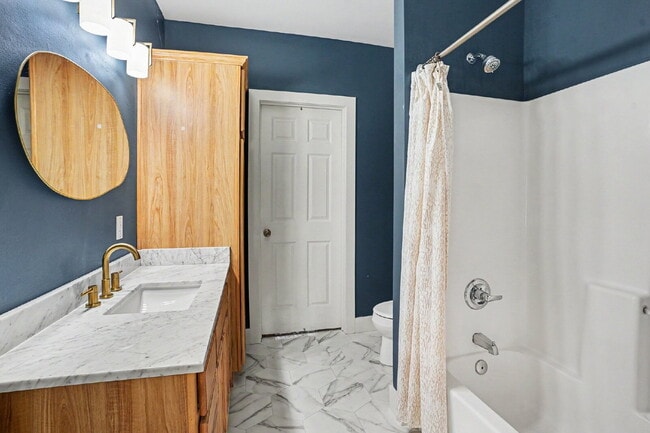 Building Photo - Updated farmhouse with privacy and views