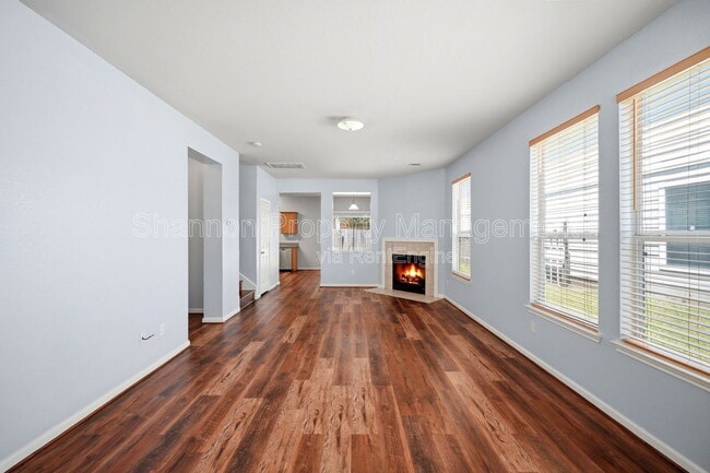 Building Photo - 8010 Singing Sonnet Ln
