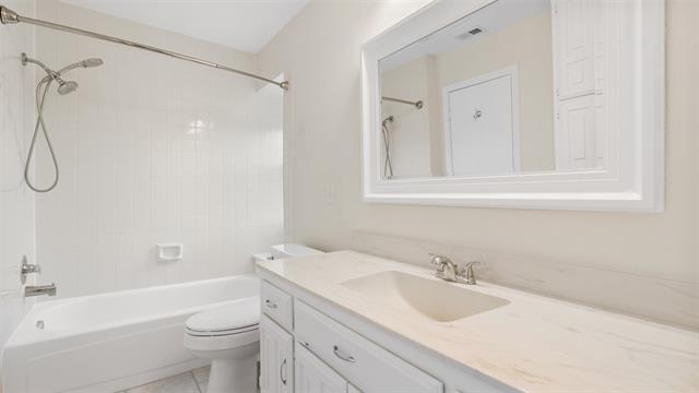 Building Photo - 2508 Fox Glenn Cir