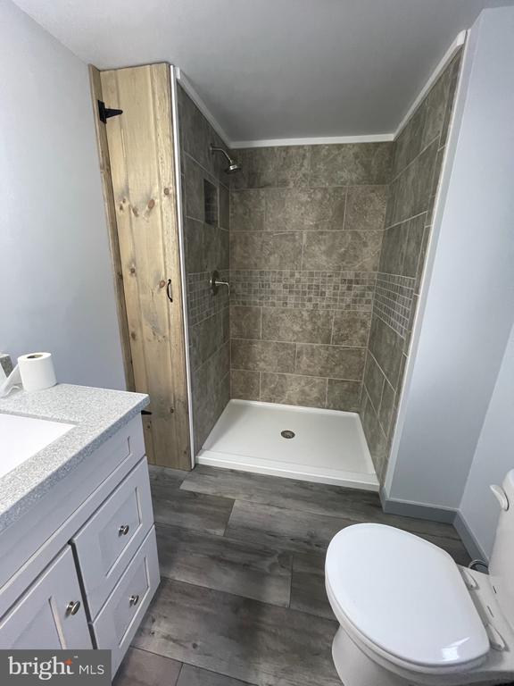 Building Photo - 105 Spring Garden St