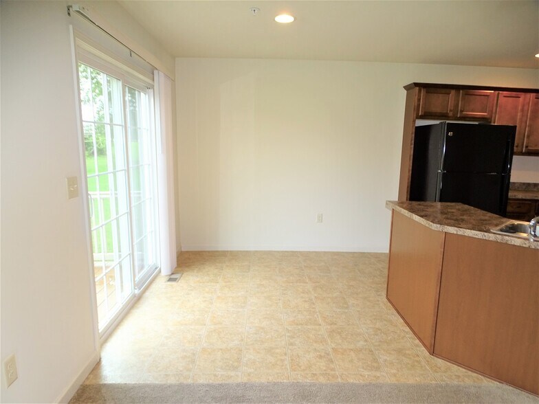 Building Photo - 197 Linda Sue Ln