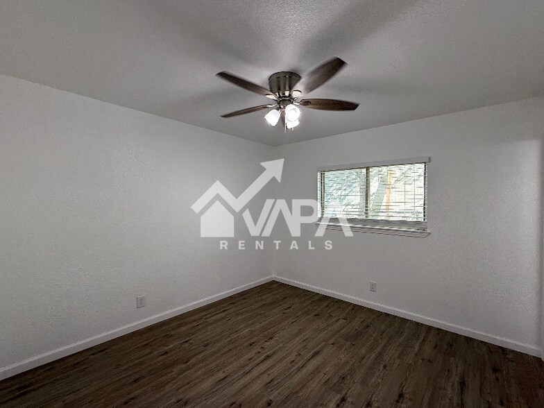 Building Photo - 5331 Beryl Cove