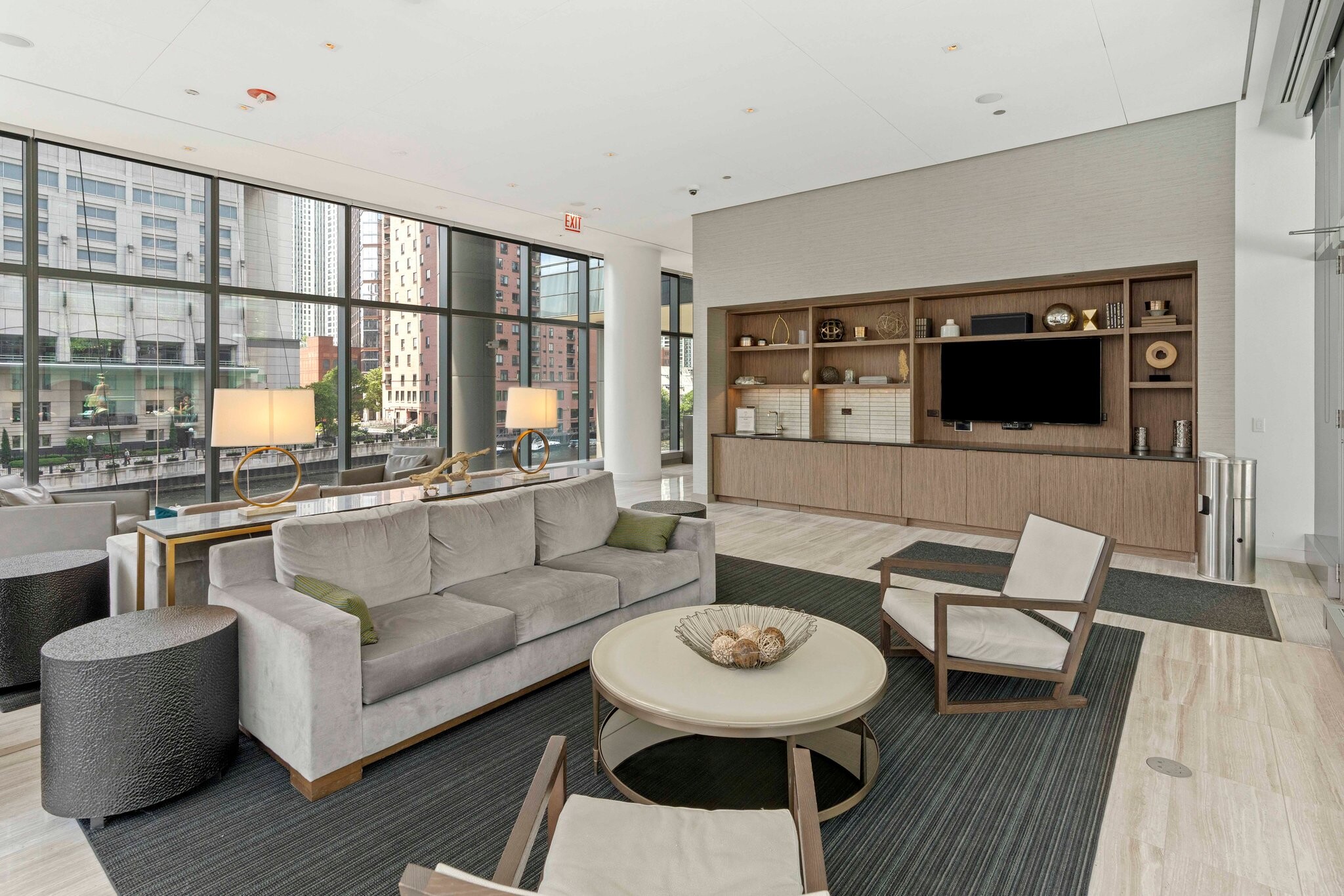 Building Photo - 298 W Wolf Point Plaza