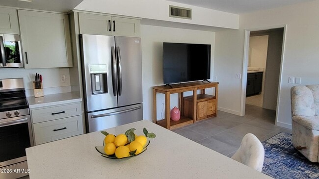 Building Photo - 12930 W Seville Dr