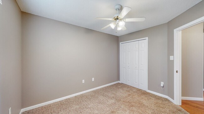 Building Photo - 3 Bedroom 2 Bathroom Home - Hope Creek Subdivision - Richmond Hill
