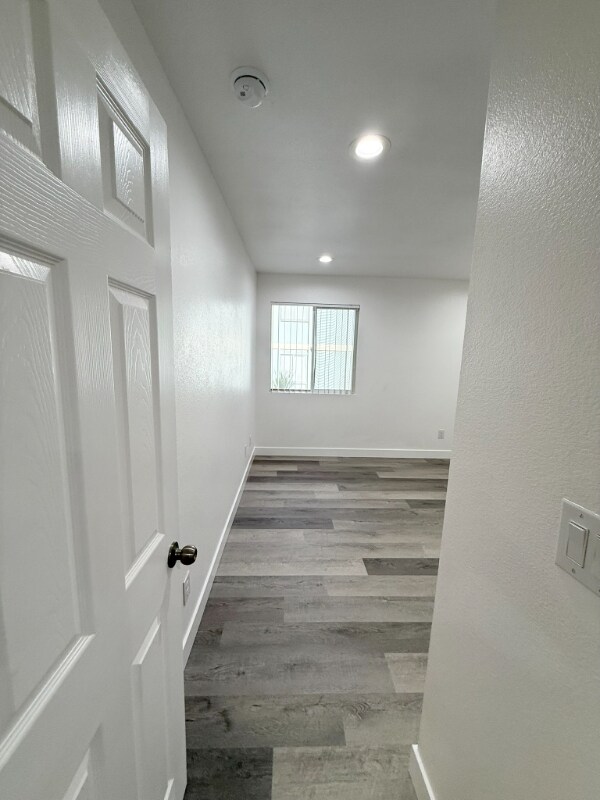 Building Photo - 1750 Karen Ave