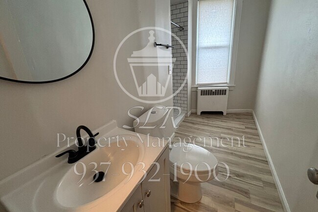 Building Photo - 203 S Broad St