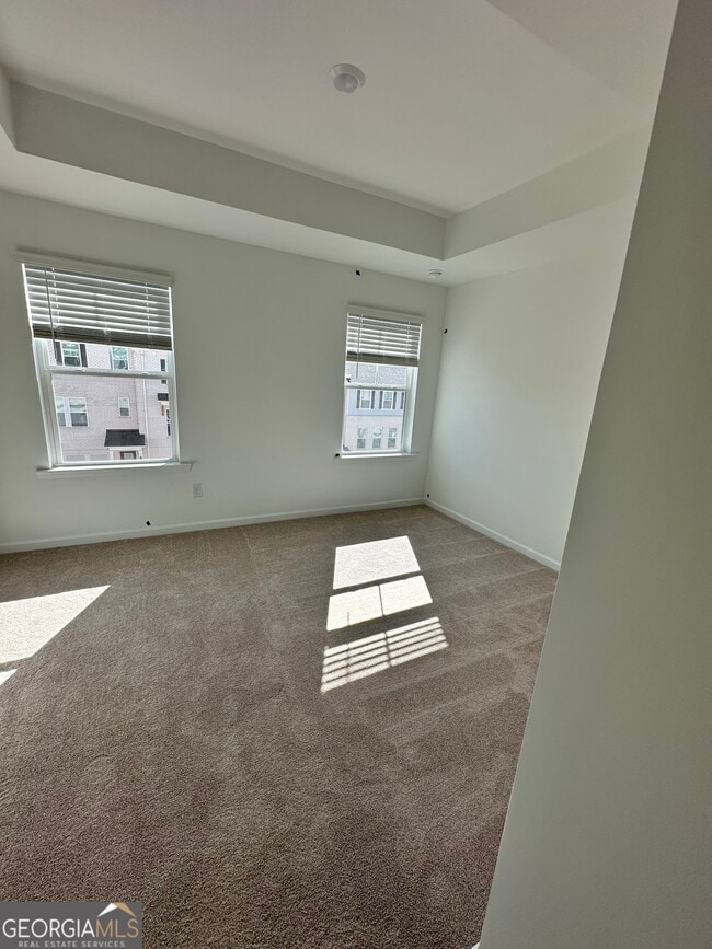 Building Photo - 5772 Plaza Dr SE