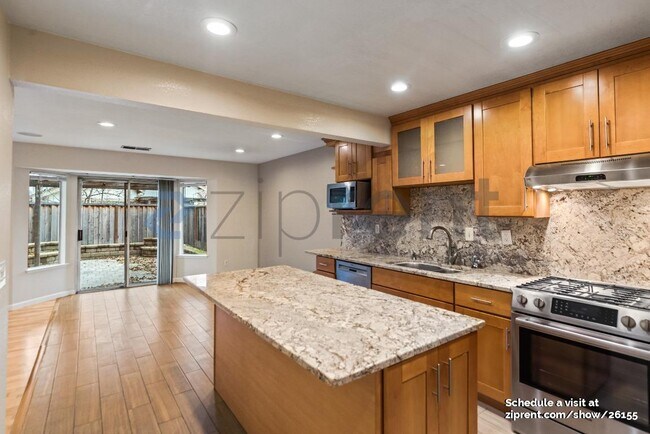 Building Photo - 6125 Linford Terrace