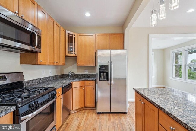 Building Photo - 4528 4th St NW