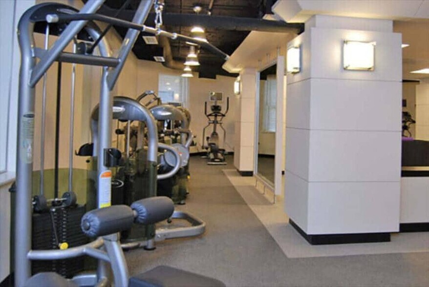 Building Photo - 1456 H St NW