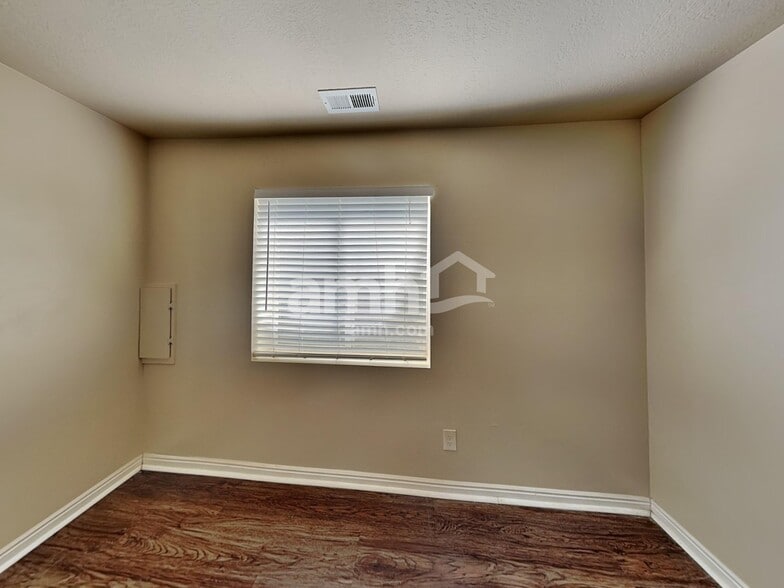 Building Photo - 4059 Lake Mountain Dr
