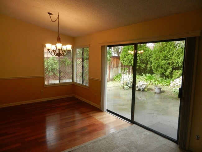 Building Photo - 4473 Augusta Dr