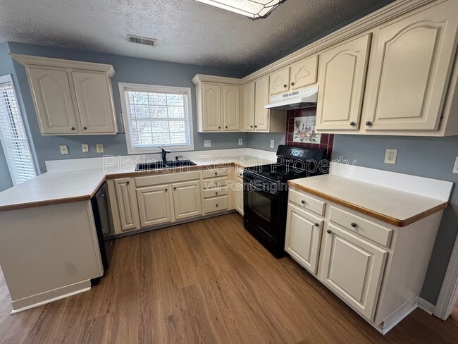 Building Photo - 2246 Wind Lass Dr