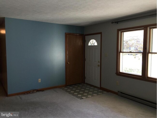 Building Photo - 110 Beech Ln