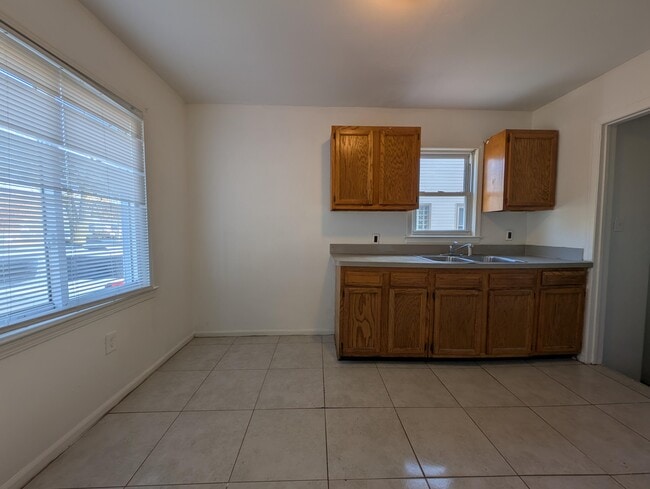 Building Photo - 529 Nebraska Ave