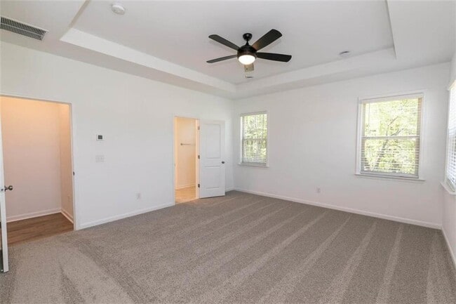 Building Photo - 1725 Wellston Dr