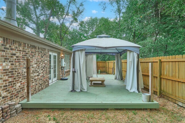 Building Photo - 5 N White Pebble Ct