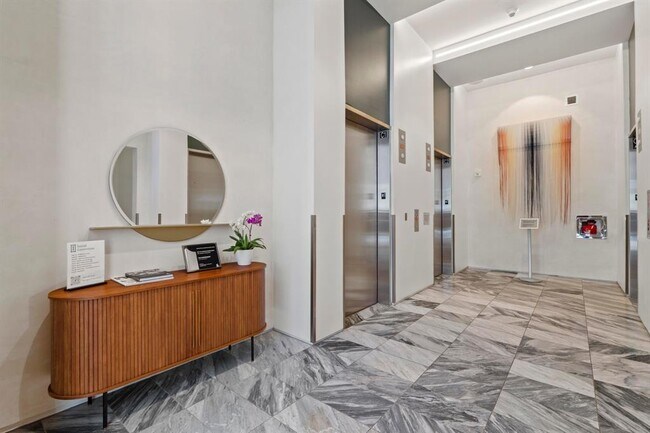 Building Photo - 301 West Ave